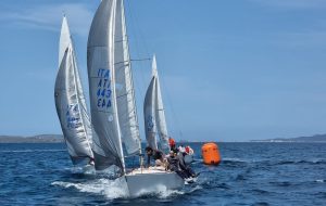 1ª Tappa del Circuito Zonale J24 a Olbia: Un Inizio Entusiasmante
