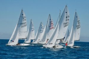 Grande vela in Sardegna: successo per il Campionato Italiano Snipe a Porto Rotondo